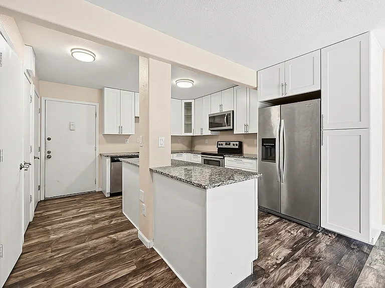 4896 S Dudley St #7-2 — Photo 10