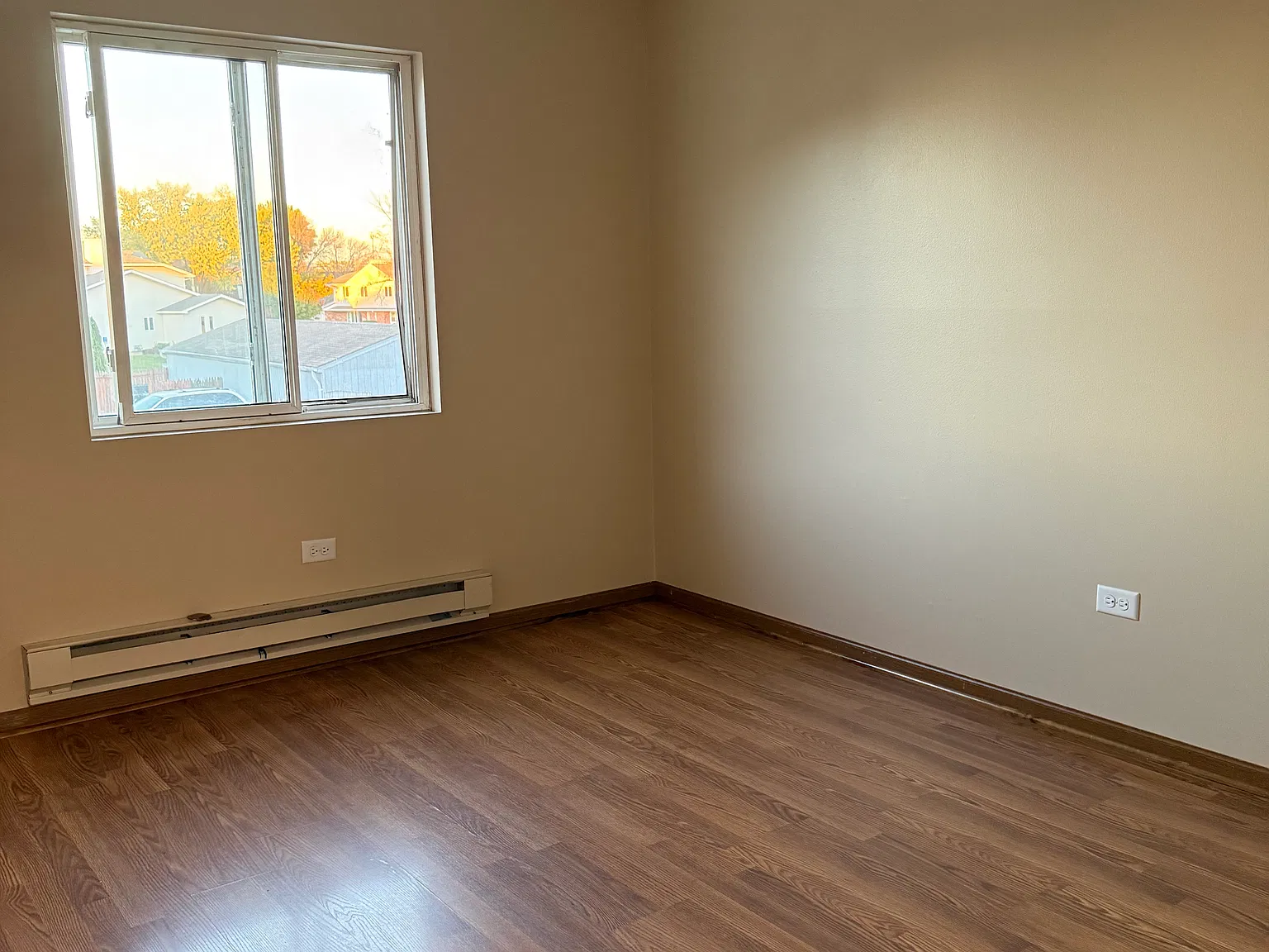 2 bed, 950 sqft, $1,650 — Photo 4