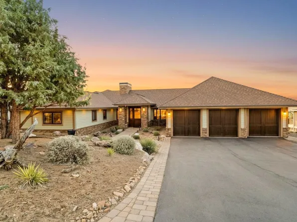 10715 Rockside Ct, Redmond, OR 97756