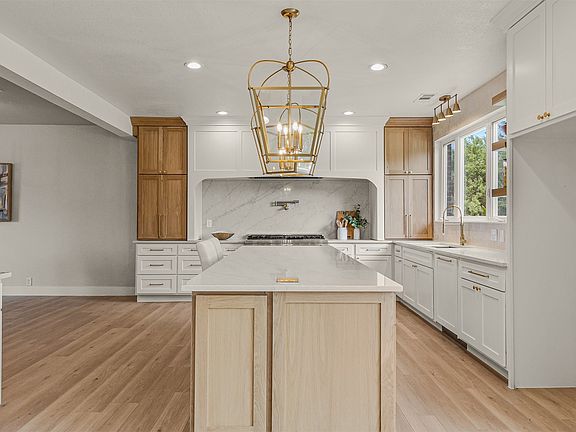 4th image of 4 Foxborough Ct