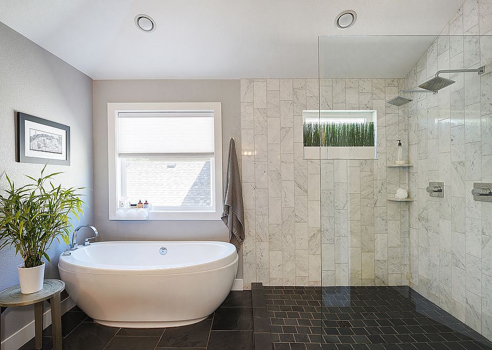 2nd image of 4615 Sunnyside Pl