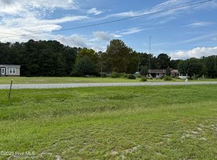 8274 US-701 Highway, Elizabethtown, NC 28337