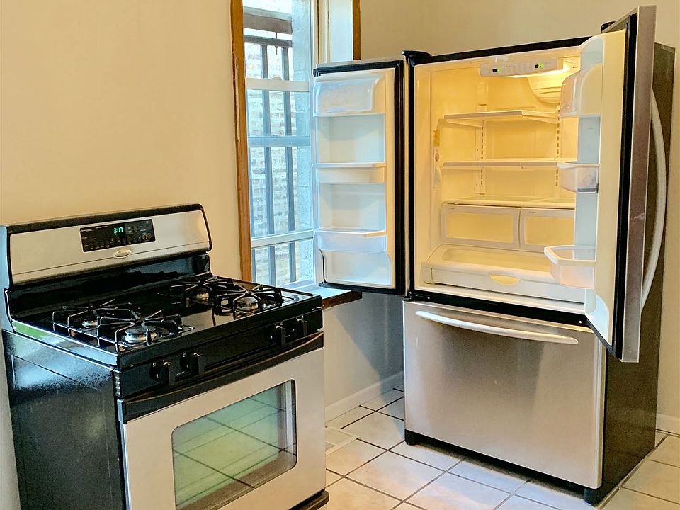 8BE3F043-4A13-4321-BBA6-8829EAD52881