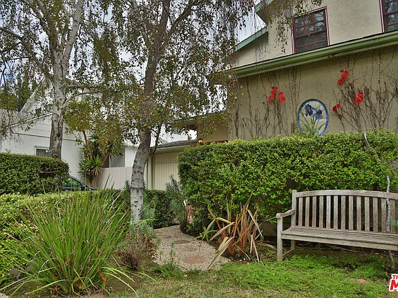 4th image of 2554 Veteran Ave
