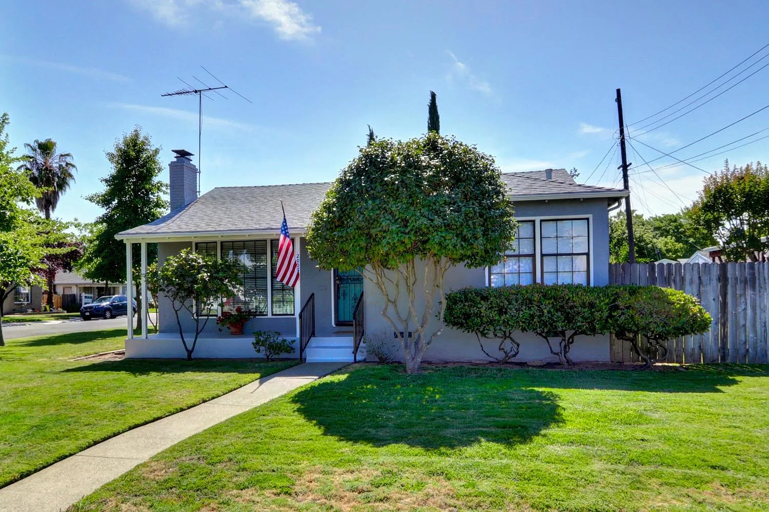 2008 62nd St photo 1