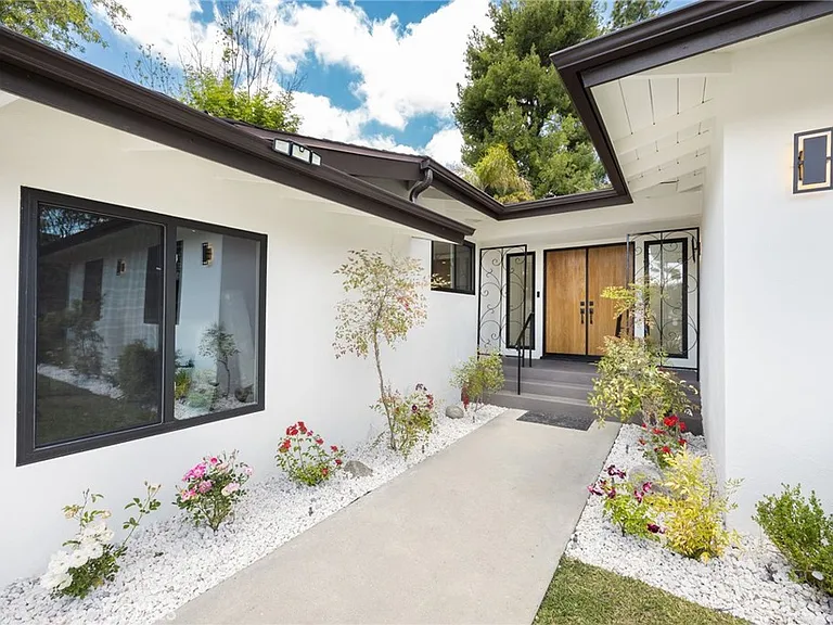 937 Misty Isle Dr — Photo 5