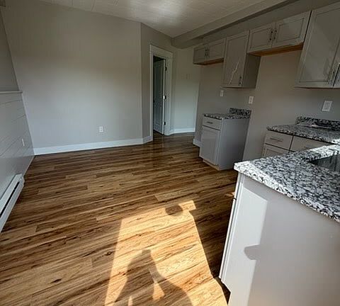 5th image of 8448 S Maple City Rd