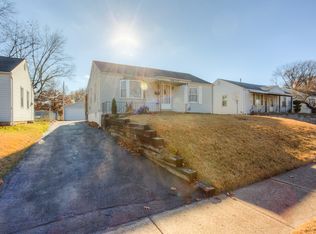 9632 Echo Ln, Saint Louis, MO