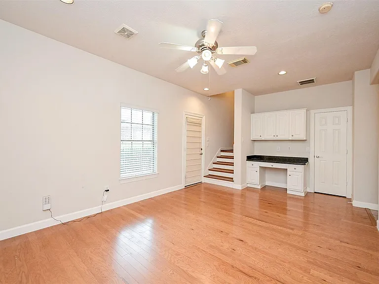 7933 Telluride Dr — Photo 28