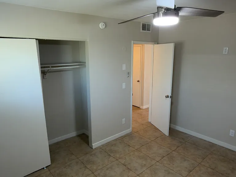 502 E Glenn St #1 — Photo 9