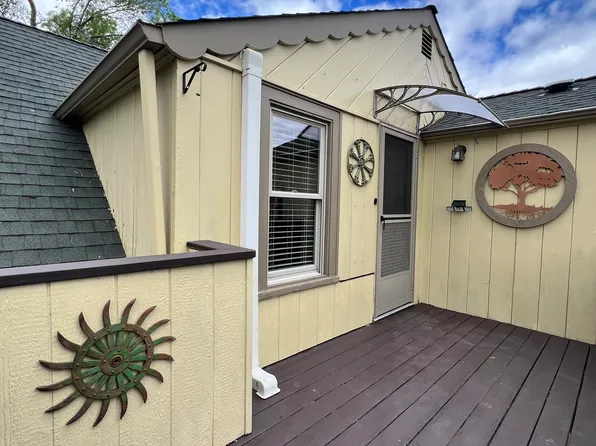 652 Newport Ave #2, Bend, OR 97703