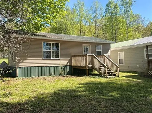 55 Pell Dr, La Fayette, GA 30728