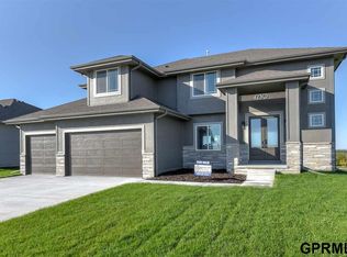 10322 S 188th St, Omaha, NE 68136