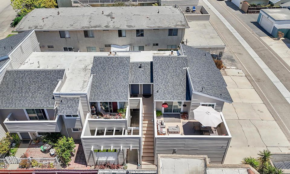 1st image of 4958 Nautilus St