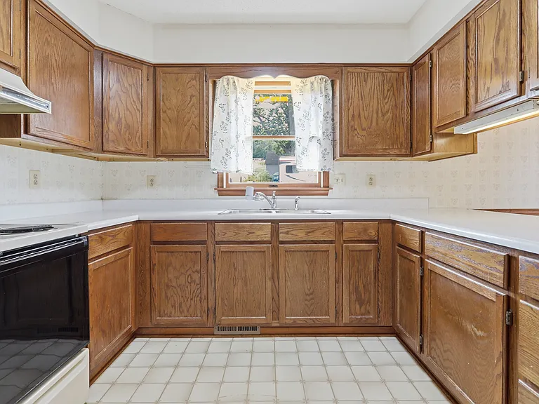 111 Labella Ct — Photo 9