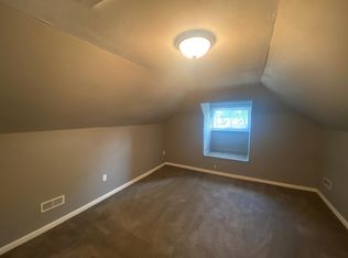 22335 Ridgeway St, Saint Clair Shores, MI 48080