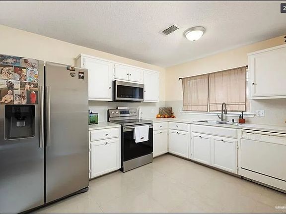 2nd image of 3213 Princeton Ave
