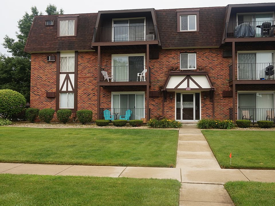 1st image of 5723 W 129th St APT 11E