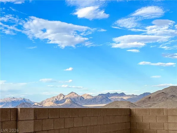 334 Bridal Veil Falls St, Indian Springs, NV 89018