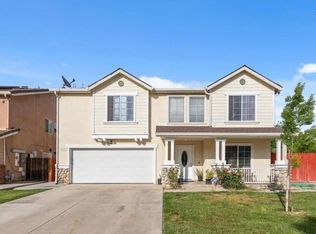 748 Heron Dr, Los Banos, CA 93635