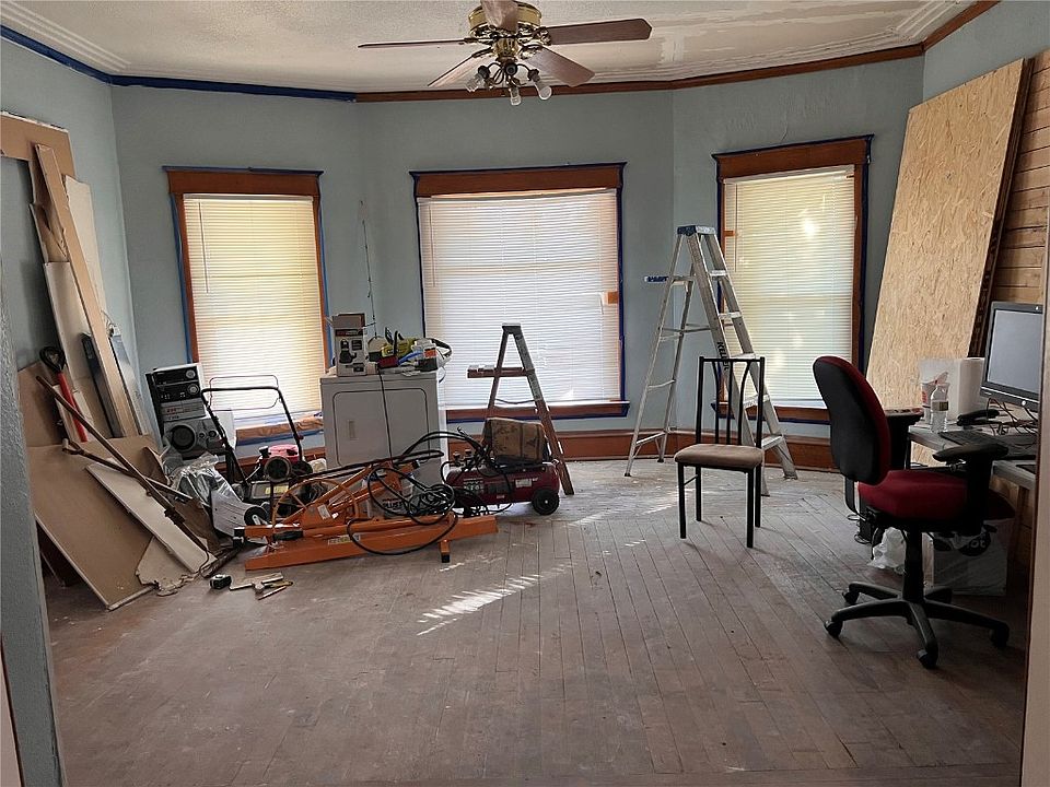 2nd image of 1528 Washington Ave SE