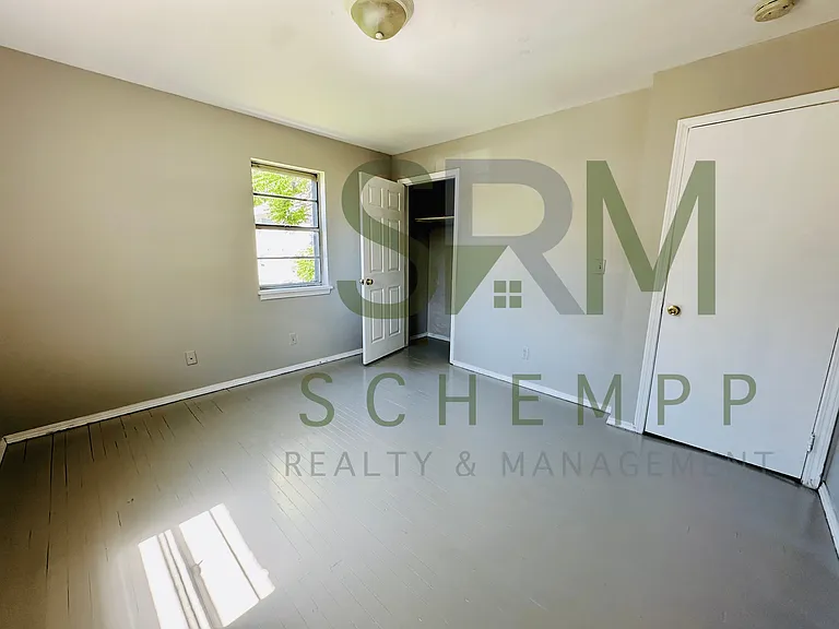 4700 Walnut Grove Avenue — Photo 13