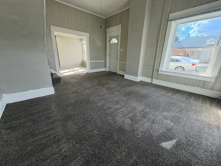 304 E Main St #3 — Photo 7