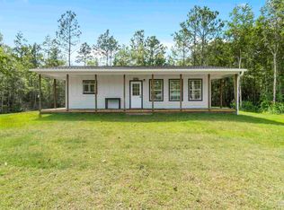 3717 Garcon St, Milton, FL 32583