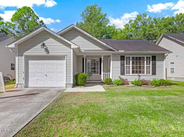 608 Mattocks Avenue, Maysville, NC 28555