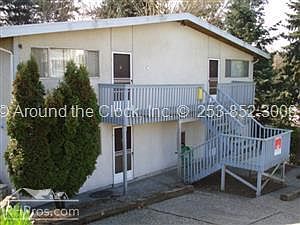 1st image of 6511 S 153rd St APT 3