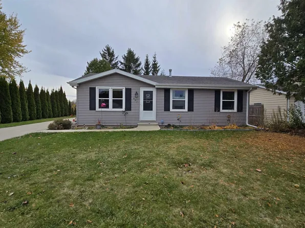 807 E Linden Ave, Manitowoc, WI 54220