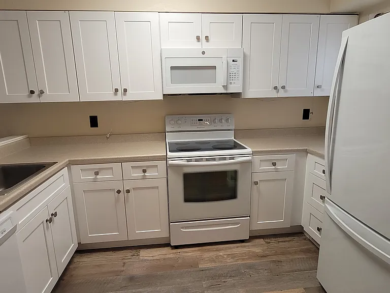 412 Wright St #104 — Photo 4