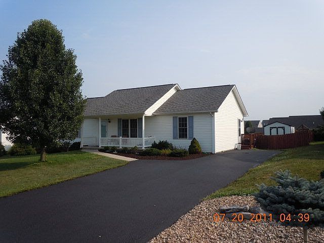 1st image of 63 Somerset Dr