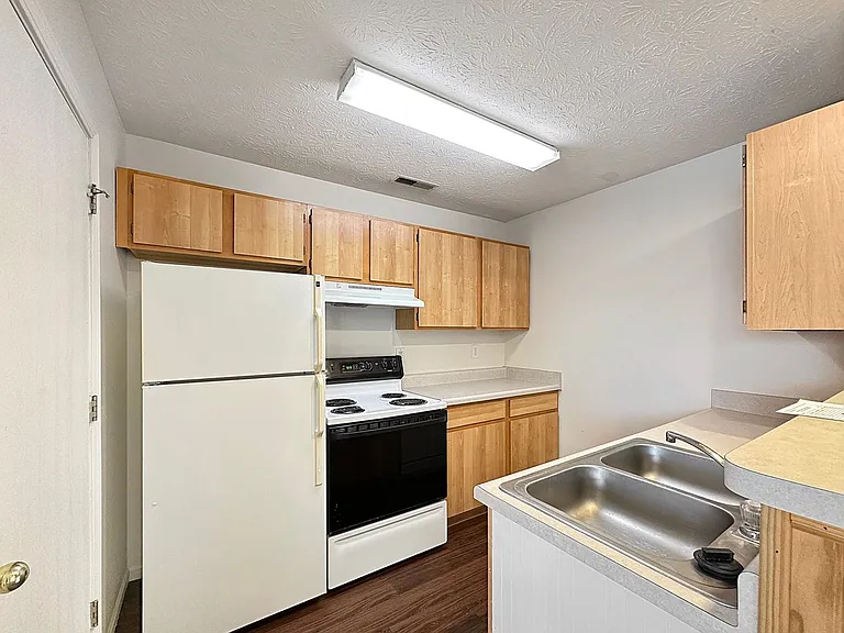 5360 Glenn Cross Rd — Photo 15