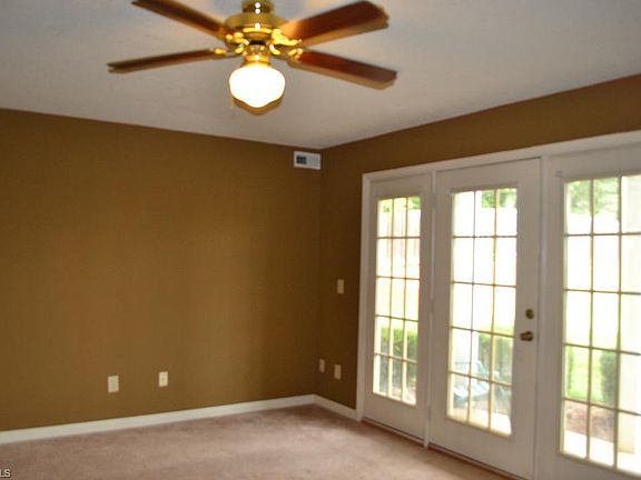 3rd image of 803 Moultrie Ct Unit B