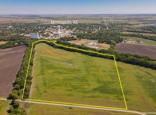 449/ACRE S 112th Rd, Minneapolis, KS 67467