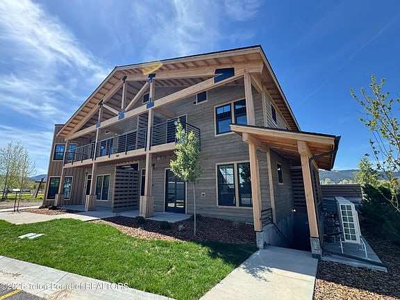 3rd image of 9102 Village Way #101