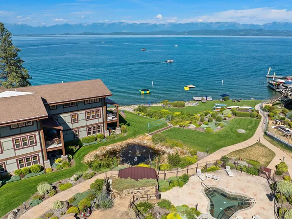 7175 Highway 93 S #2-204, Lakeside, MT 59922