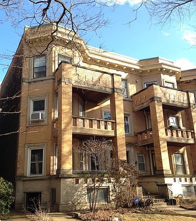 2nd image of 5427 S Hyde Park Blvd APT 1
