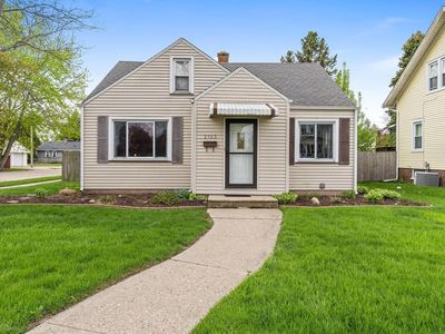 2103 27th STREET, Kenosha, WI, 53140
