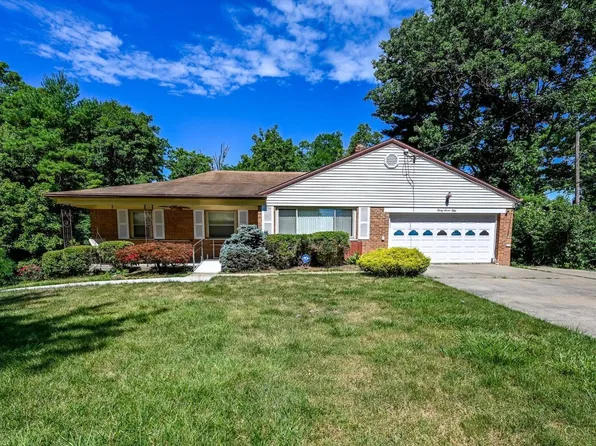 3750 Yellowstone Dr, Cincinnati, OH 45251