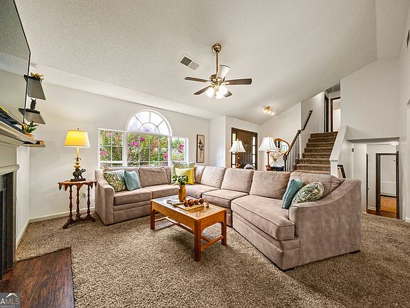 4th image of 2757 Ivey Park Dr NW