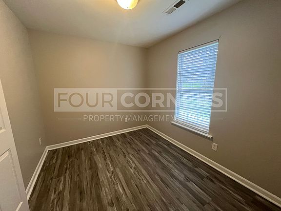 5th image of 3939 Overland Hts APT B