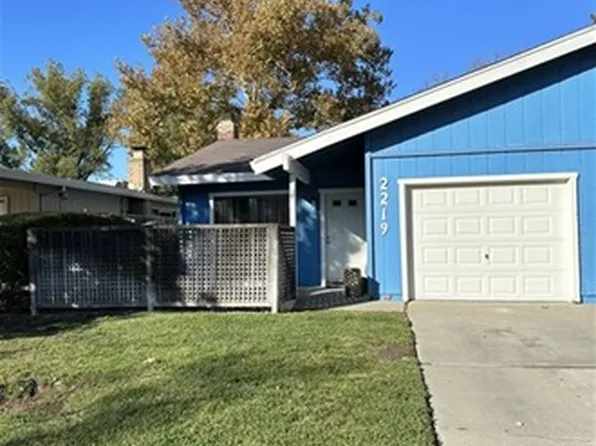2219 E 8th St, Davis, CA 95618