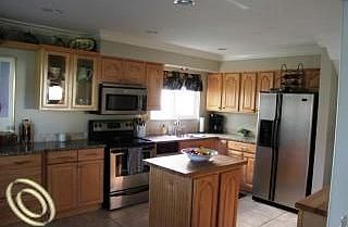 4th image of 22480 Bayview Dr