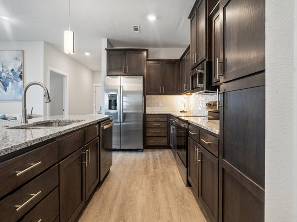 102 West Crossing | 1500 SW Aileron Cir, Bentonville, AR