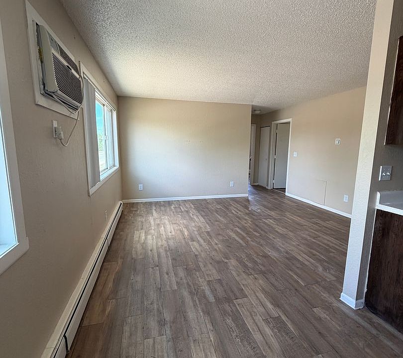 1st image of 1010-1016 1029th Ave NW #1010-07