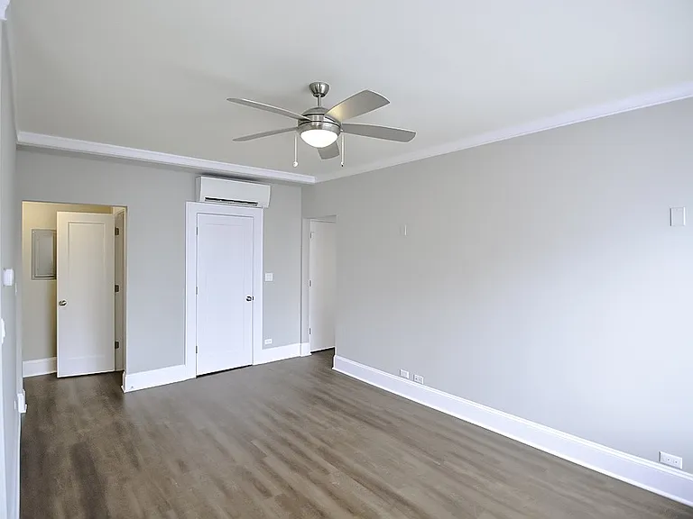817 W Lakeside Pl #116 — Photo 10