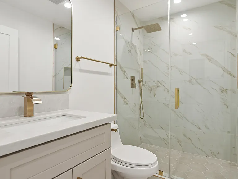 11506 Valjean Ave — Photo 6