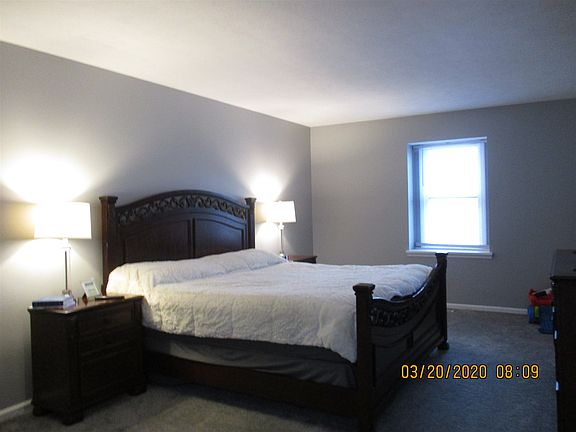 2nd image of 2924 Creekmore Ct